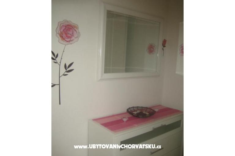 Apartmanok Roje Sv. Filip i Jakov – fotó 6