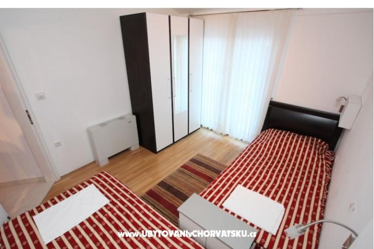 Vila Smirna 4*  medencével  – fotó 7