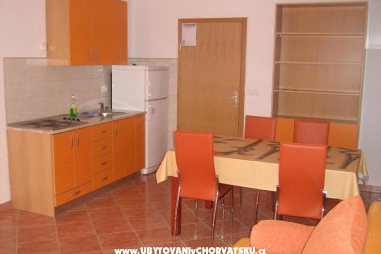 Apartmanok Mirnna – fotó 8
