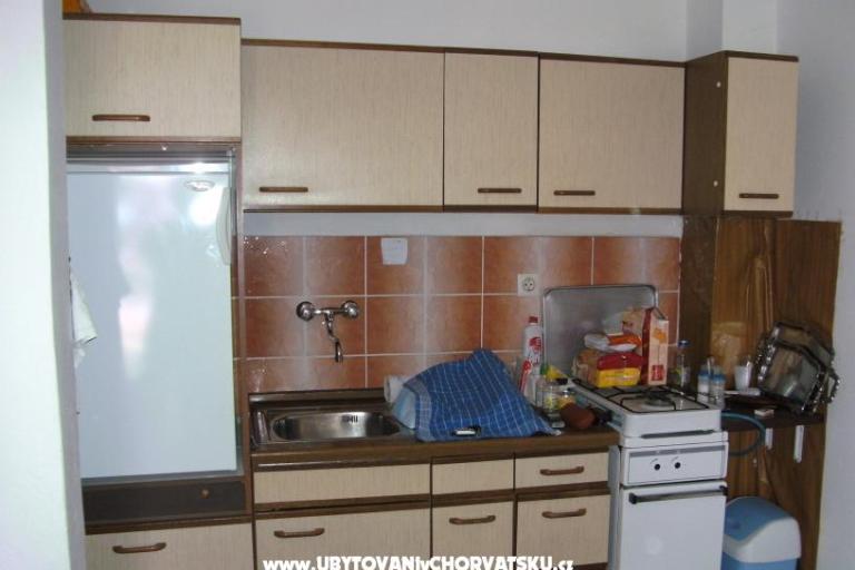 Apartmanok &amp; rooms Brist – fotó 12