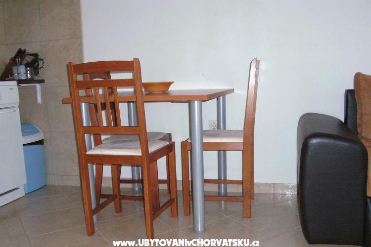 Apartmanok &amp; rooms Brist – fotó 15