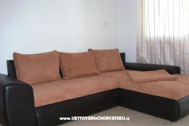 Apartmanok &amp; rooms Brist – fotó 2