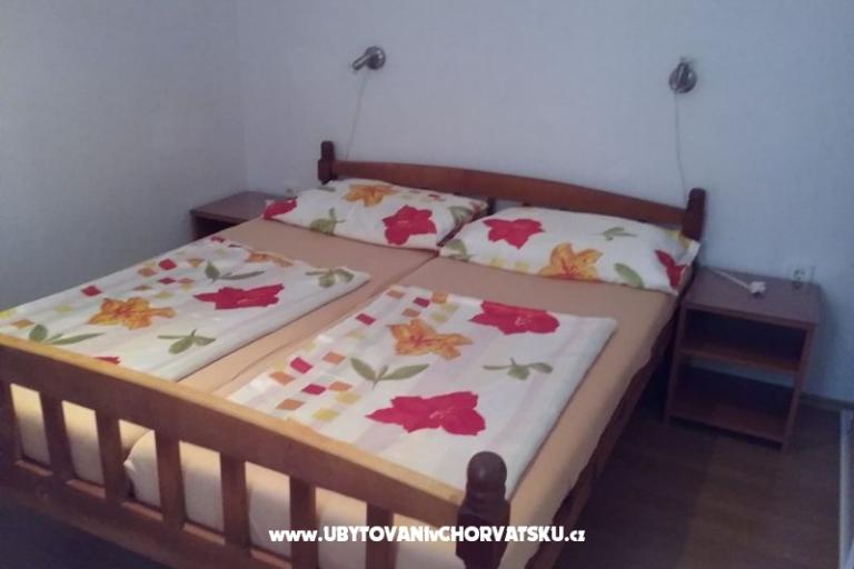 Apartmanok &amp; rooms Brist – fotó 5