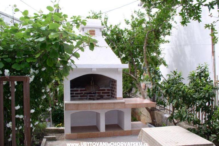 Apartmanok TUDOR HOUSE – fotó 3