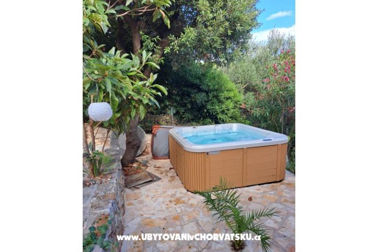 PRIVATE JACUZZI Sea View Ház  – fotó 8