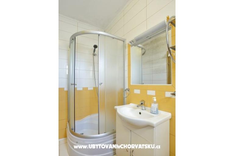 Apartmanok Leona – fotó 4
