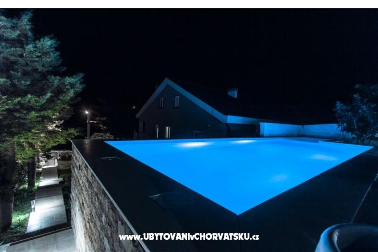 Apartmanok Anita with Pool – fotó 14