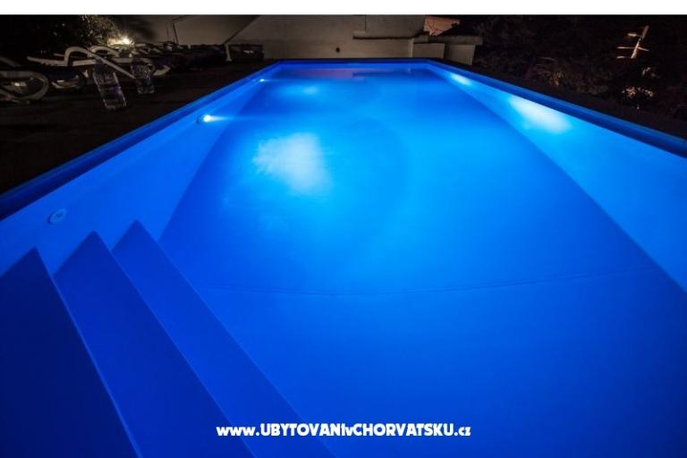 Apartmanok Anita with Pool – fotó 15