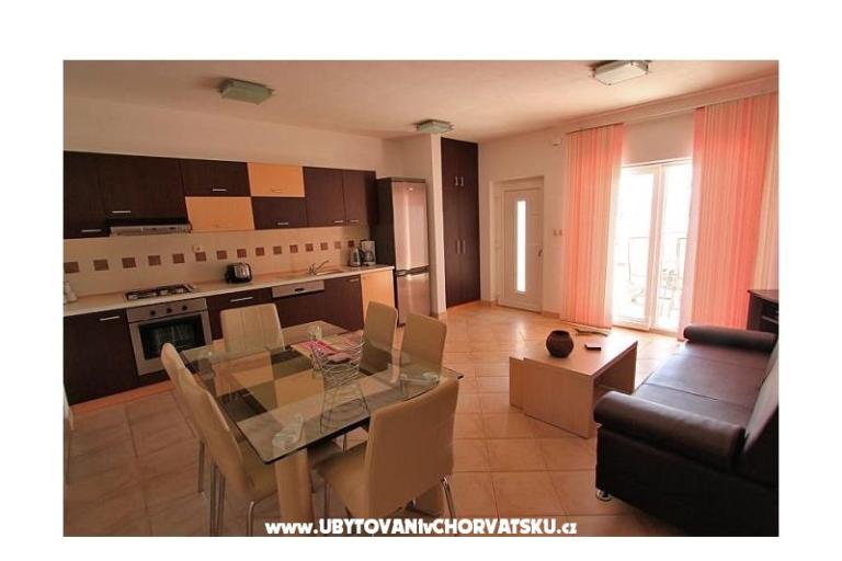 Beachfront Apartmanok Baricevic wit – fotó 11