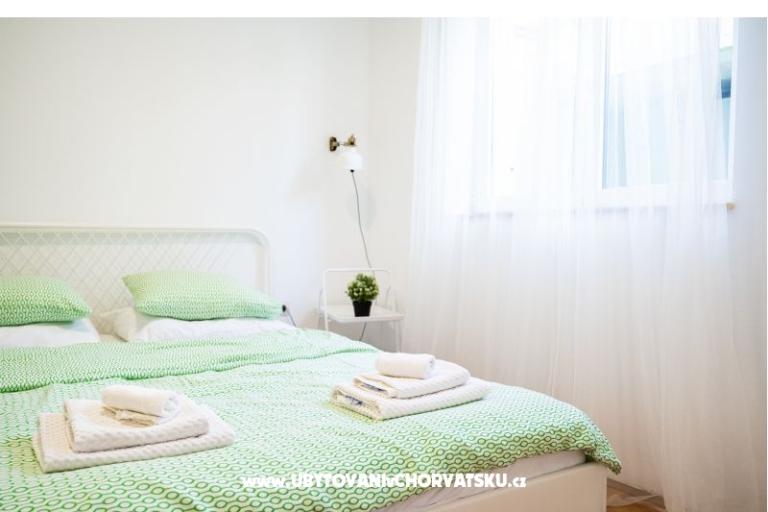 Beachfront Apartmanok Carlo – fotó 10