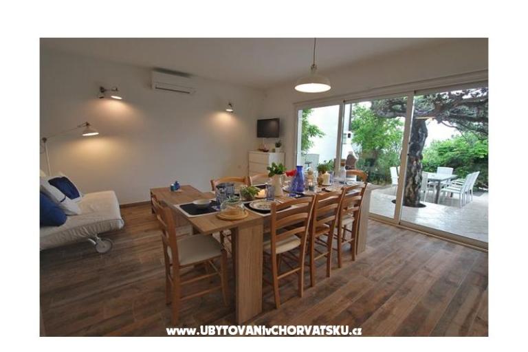 Beachfront Apartmanok Christian – fotó 4