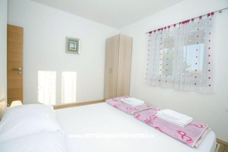 Apartmanok Dina – fotó 6