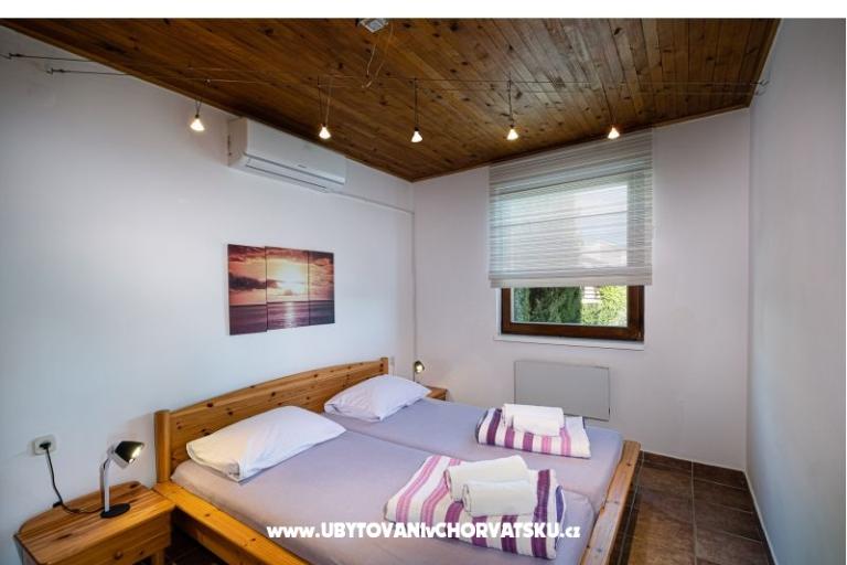 Ház Petra a strandon – fotó 17