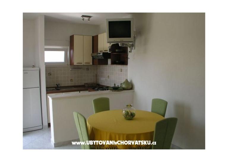 Apartmanok Botić – fotó 4