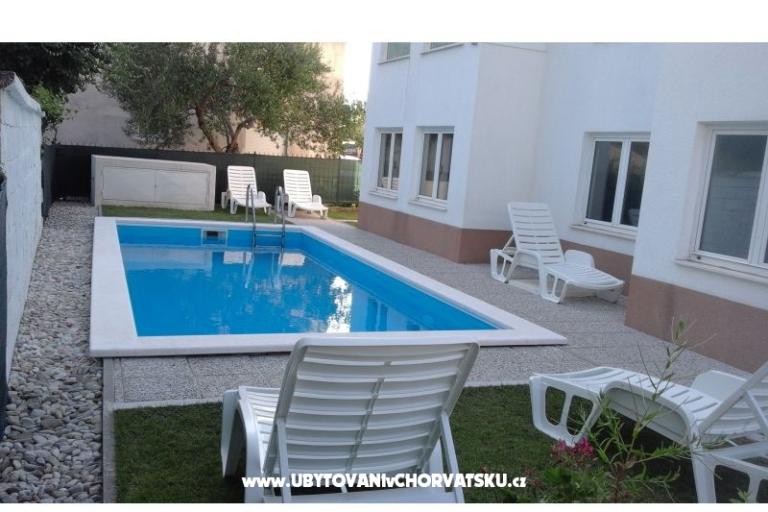 Apartmanok Karadza – fotó 2