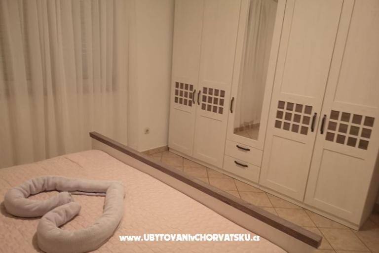 Apartmanok Ház Valentin – fotó 11