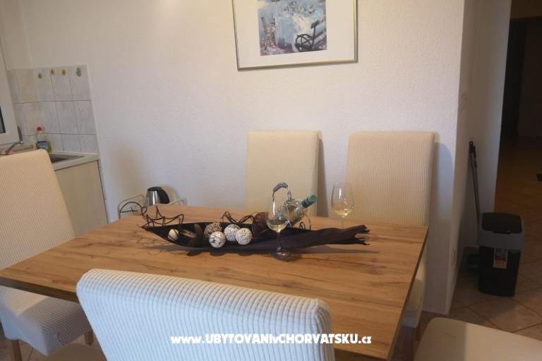 Apartmanok Ház Valentin – fotó 24