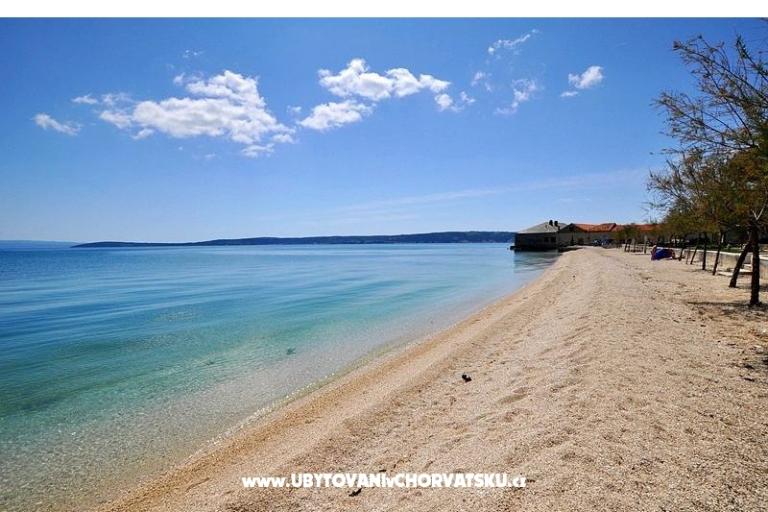 Villa Apartmanok Julca – fotó 11