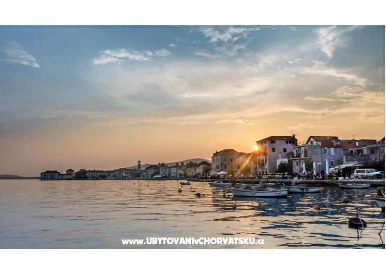Villa Apartmanok Julca – fotó 15