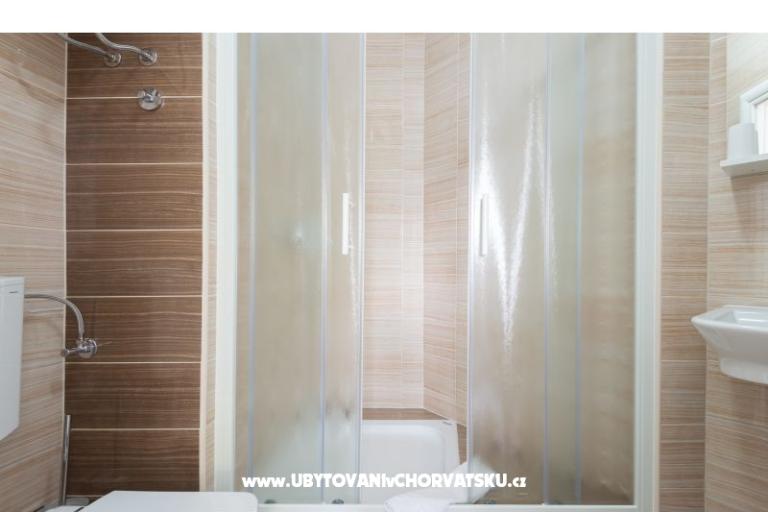 Apartmanok i Szobák Villa Barbara – fotó 18