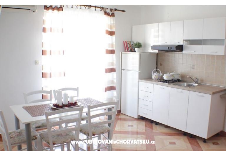 Apartmanok Adrijan Krk – fotó 3