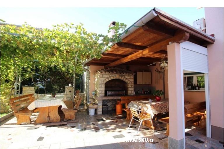 Apartmanok Lucijana Baska – fotó 15