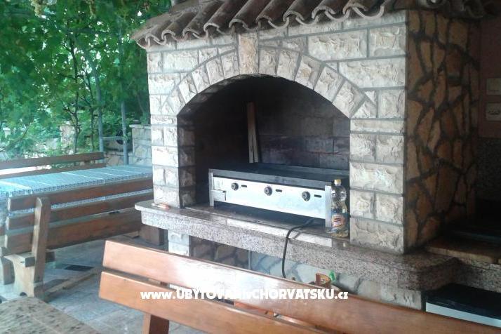 Apartmanok Lucijana Baska – fotó 3