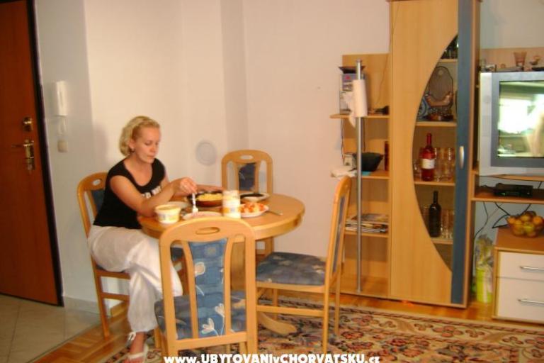 Apartmans Aragović – fotó 5