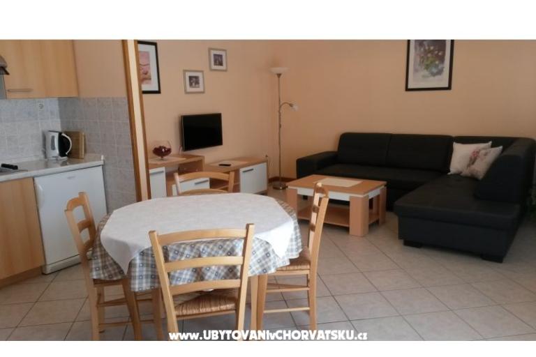 Apartmanok Dujmovic Baska – fotó 2
