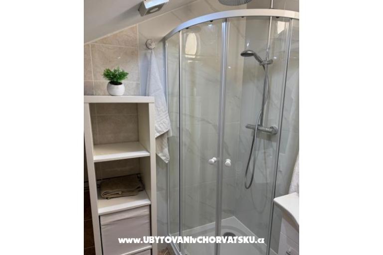 Moderan apartman za 2-10 osoba  – fotó 19