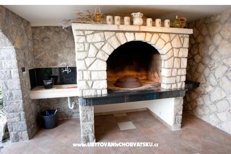 Lucia Apartmanok – fotó 9