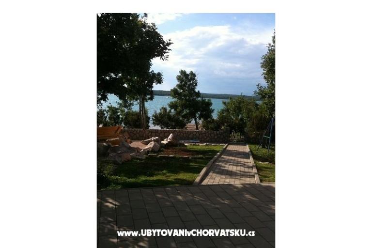 Villa Klimno direct a strandon – fotó 11