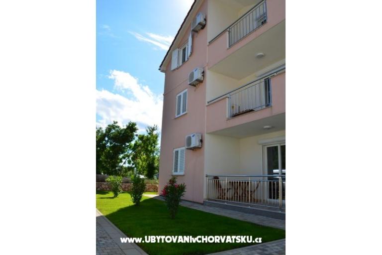 Villa Klimno direct a strandon – fotó 13