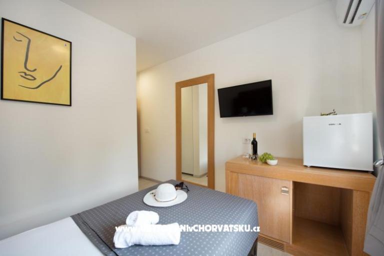 Hotel and Hostel Potpićan – fotó 4