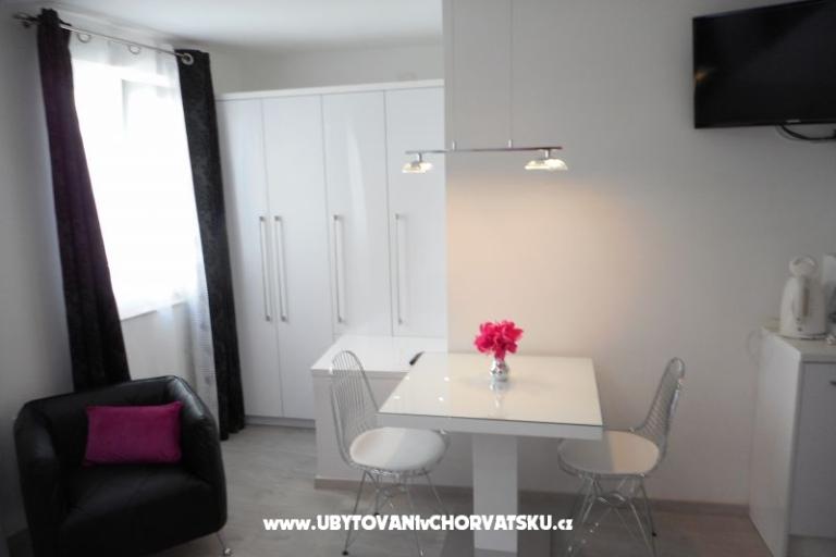 Familia City Center Apartmanok – fotó 6