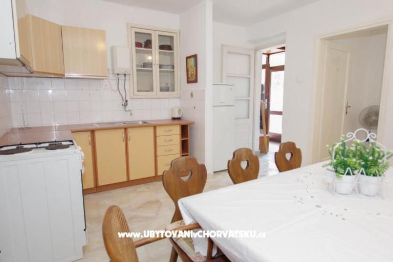 Downtown Apartmanok + Free Parking – fotó 3