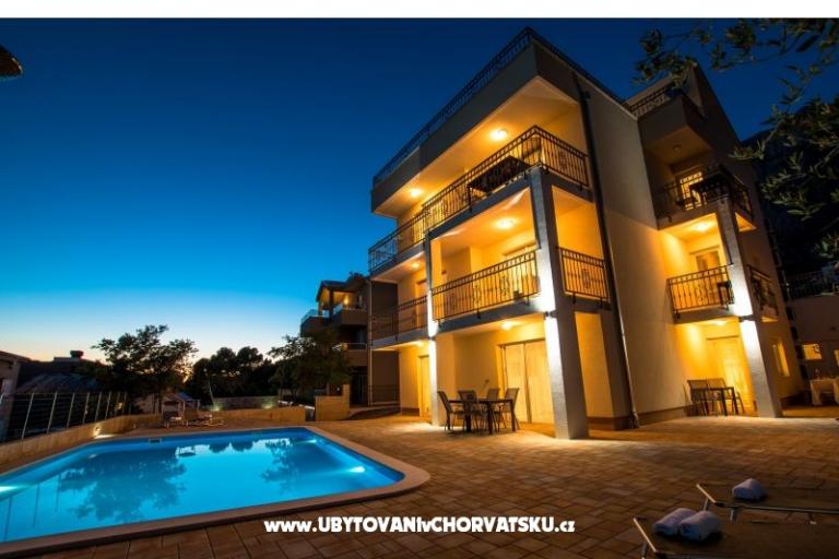 Apartmanok medencével – fotó 13