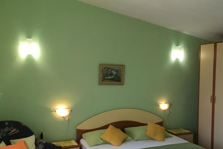 Momy – fotó 6
