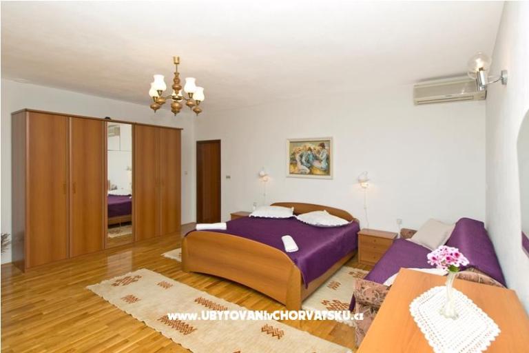 De Lux Apartmanok-SWIMMING POOL – fotó 12