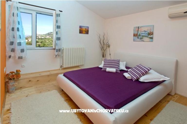 De Lux Apartmanok-SWIMMING POOL – fotó 2