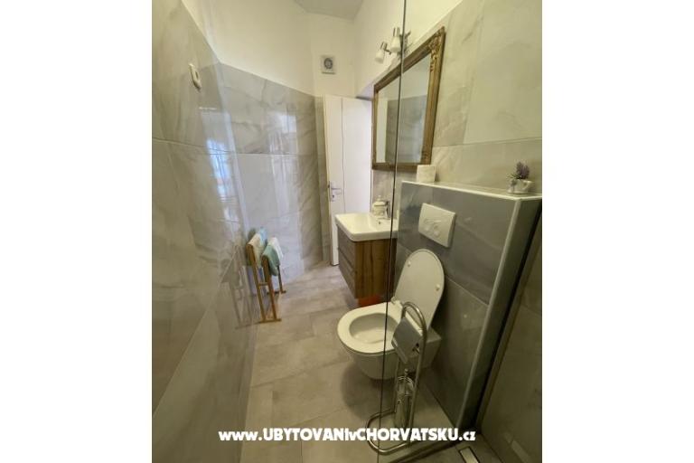 Apartmanok Avvi – fotó 18