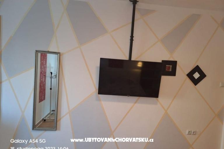 Apartmanok Avvi – fotó 26