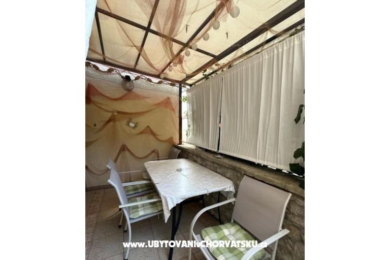 Apartmanok Avvi – fotó 29