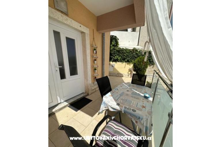 Apartmanok Avvi – fotó 30