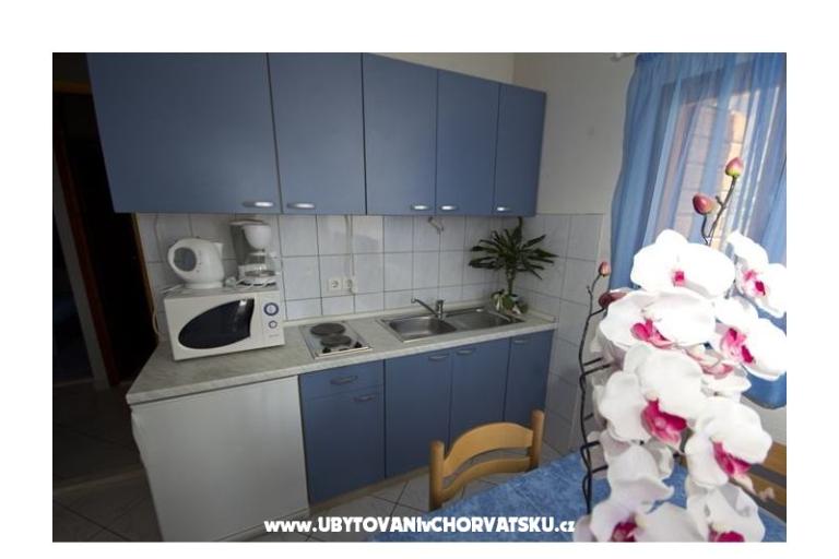 Apartmanok Dinko s grijanim bazenom – fotó 14