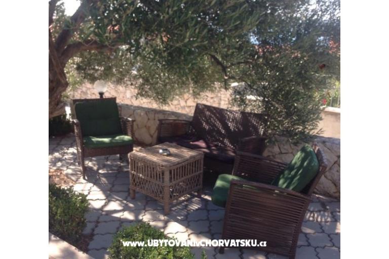 Apartmanok Villa MANDINA medencével – fotó 18