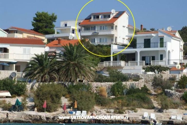 Apartmanok Villa MANDINA medencével – fotó 7