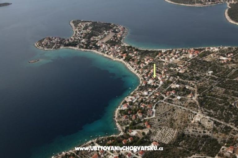 Apartmanok Villa MANDINA medencével – fotó 8