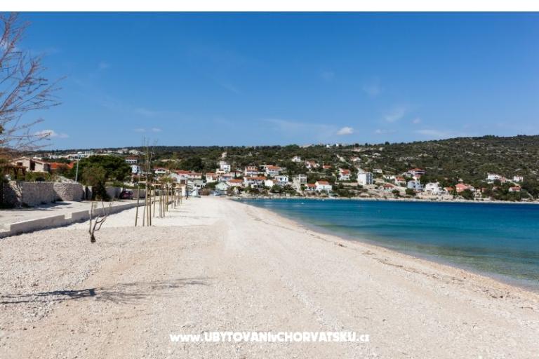 BayBeach Apartmanok Sevid – fotó 11