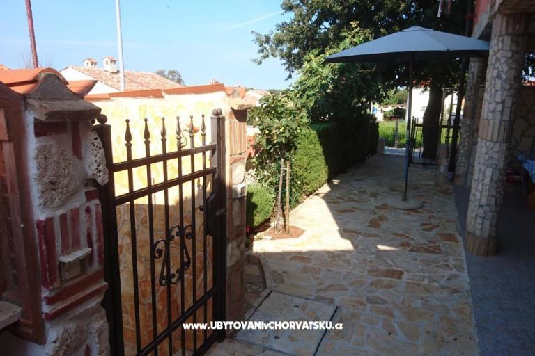 Apartmanok Zora Medulin – fotó 2